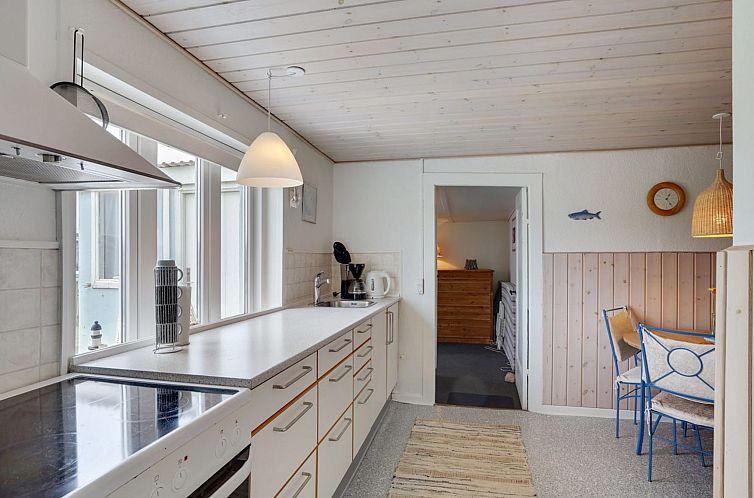 Vakantiehuis "Fransiska" -  from the sea