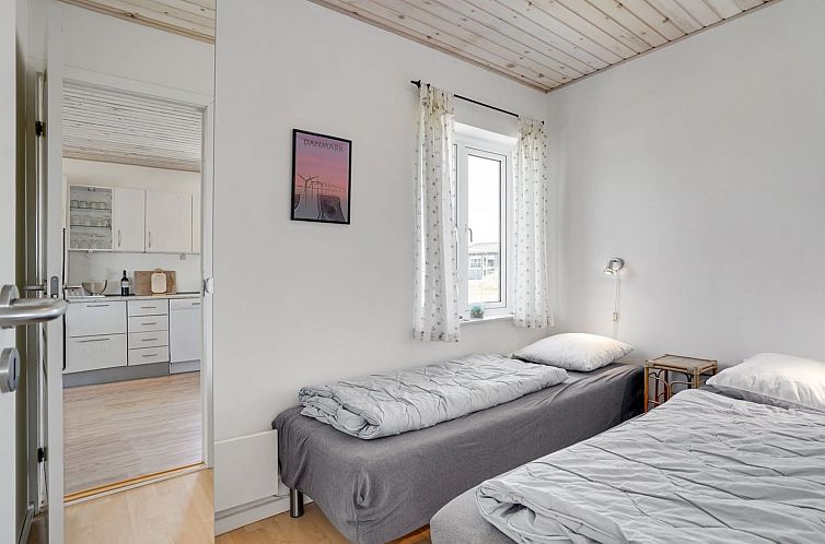 Vakantiehuis "Ludwik" - 150m from the sea