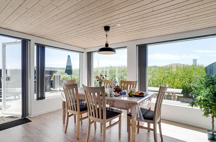 Vakantiehuis "Ludwik" - 150m from the sea