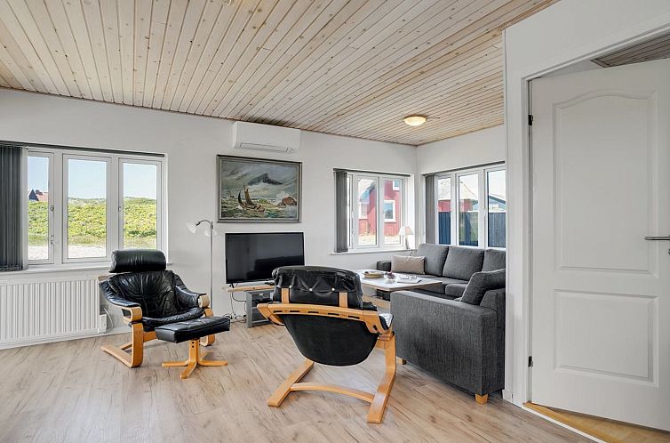Vakantiehuis "Ludwik" - 150m from the sea