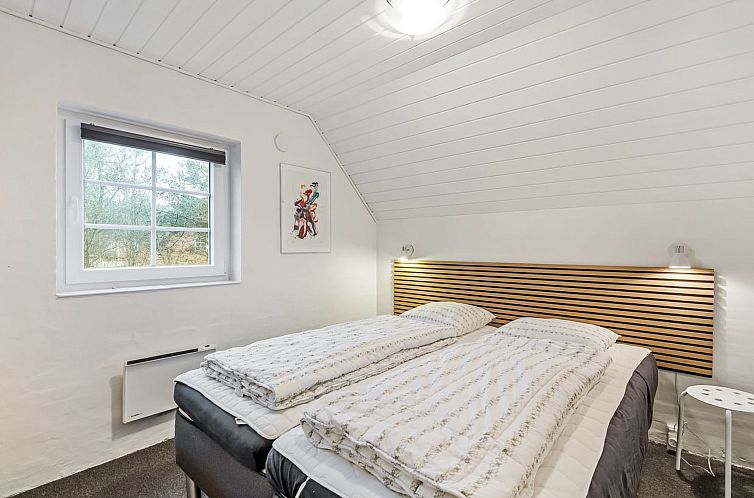 Vakantiehuis "Aane" - 1.8km from the sea