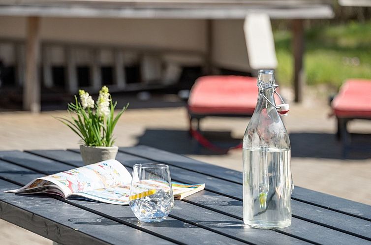 Vakantiehuis "Cornelius" - 900m from the sea