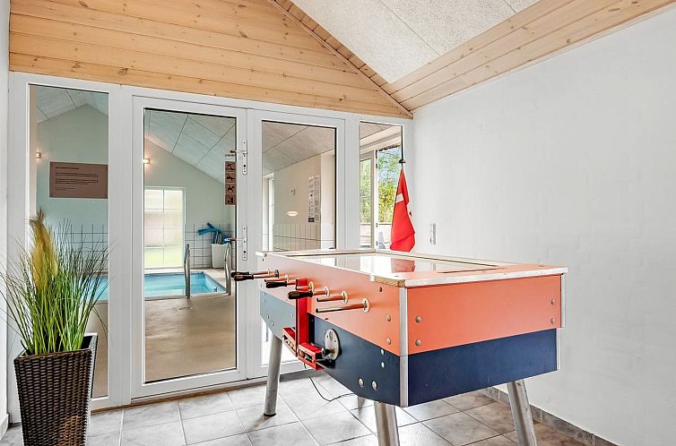 Vakantiehuis "Benthe" -  from the sea