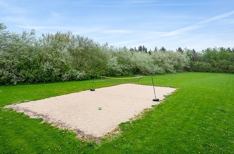 Vakantiehuis "Benthe" -  from the sea