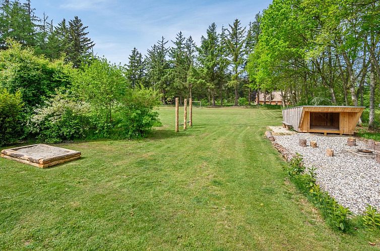 Vakantiehuis "Erla" - 2.3km from the sea