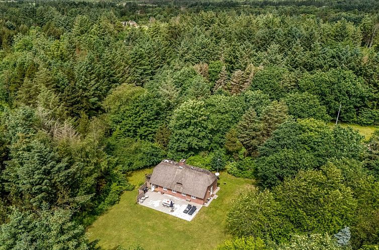 Vakantiehuis "Alkil" - 1.7km from the sea