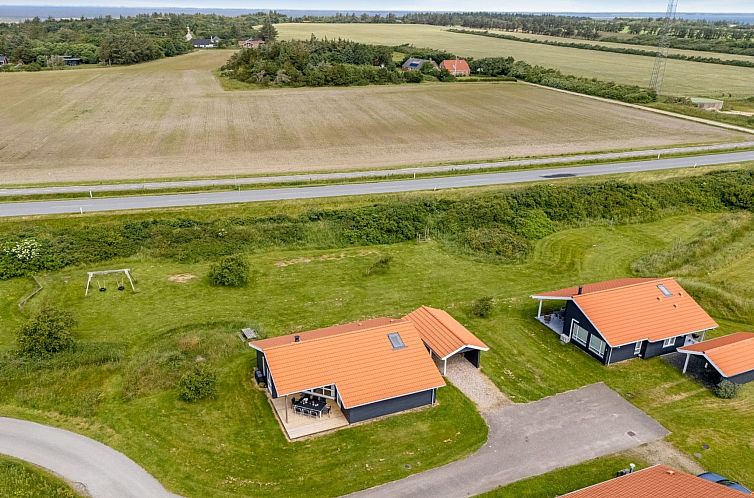 Vakantiehuis "Aurelie" -  from the sea