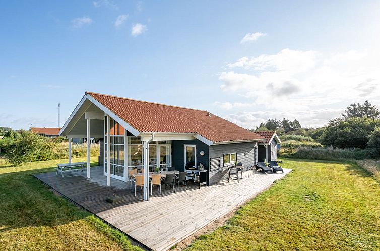 Vakantiehuis "Kanerva" -  from the sea