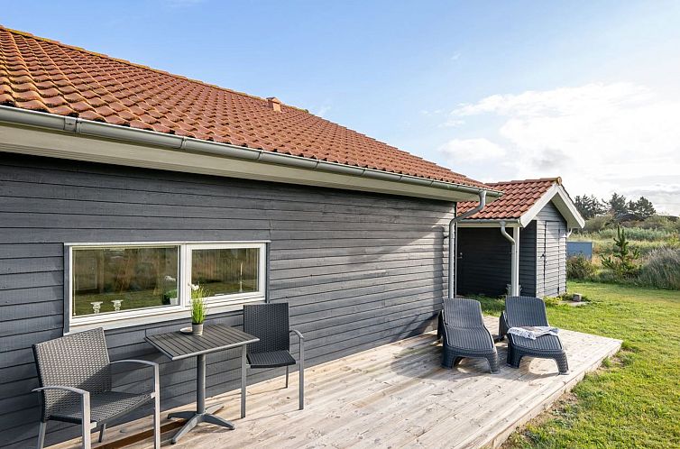 Vakantiehuis "Kanerva" -  from the sea