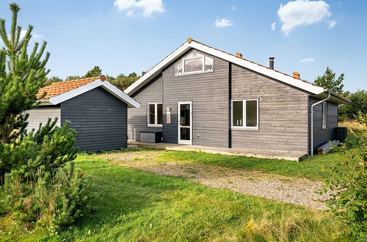 Vakantiehuis "Kanerva" -  from the sea