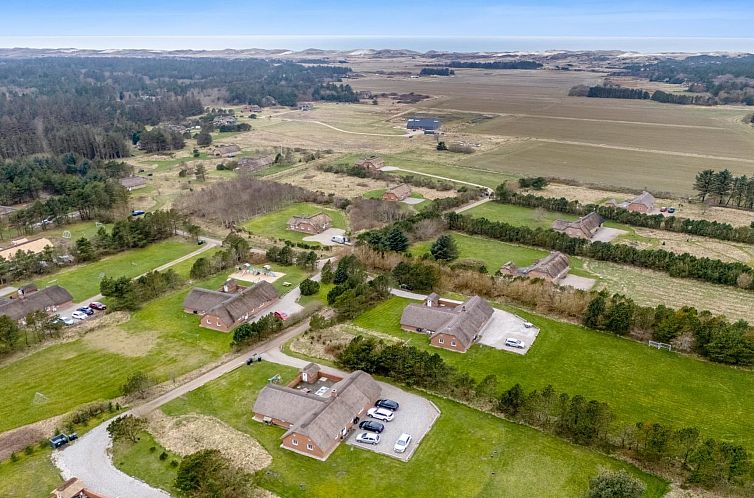 Vakantiehuis "Jorkin" - 1.8km from the sea