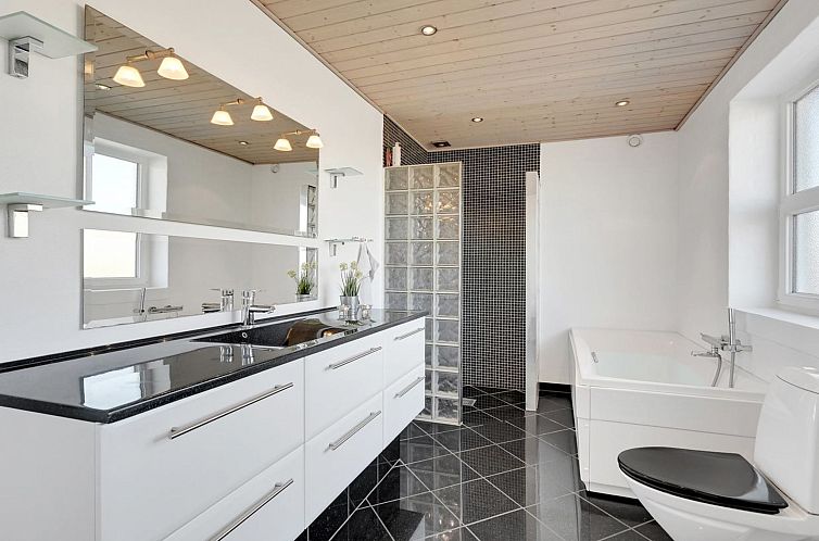 Vakantiehuis "Bibbi" - 20m to the fjord