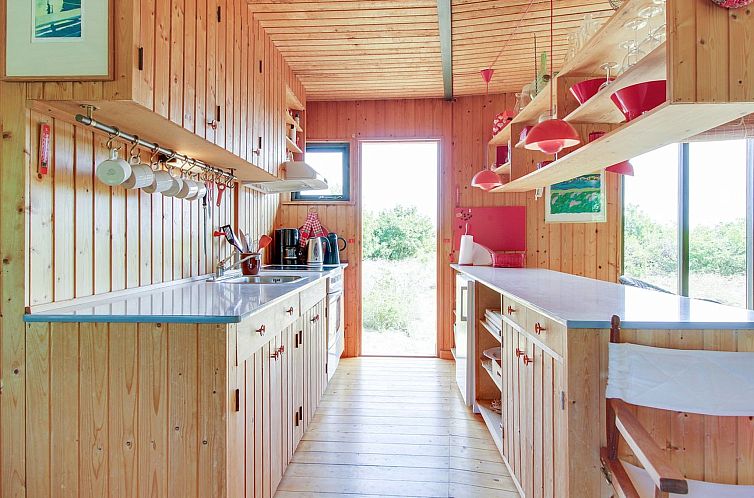 Vakantiehuis "Bryndis" - 300m from the sea