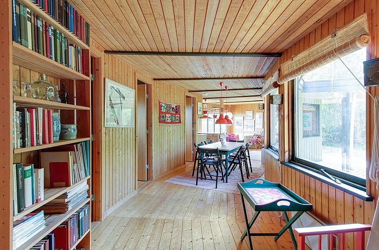 Vakantiehuis "Bryndis" - 300m from the sea