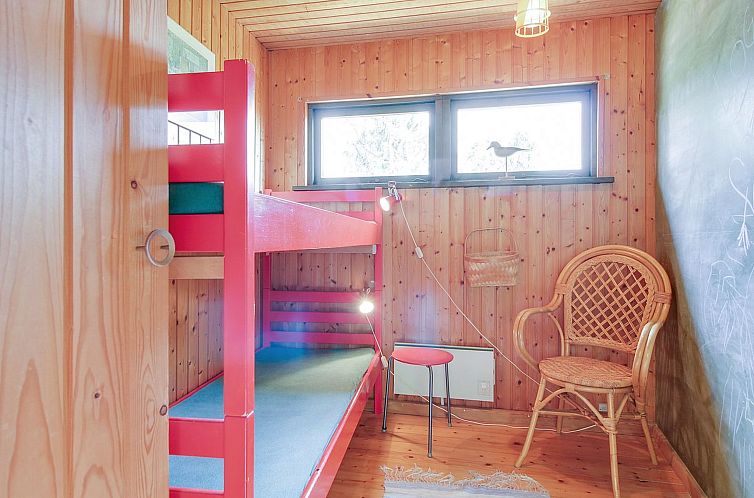 Vakantiehuis "Bryndis" - 300m from the sea