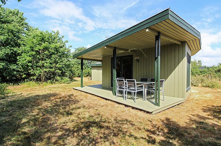 Vakantiehuis "Bryndis" - 300m from the sea