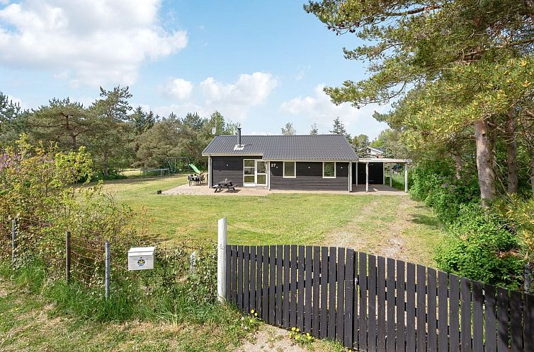 Vakantiehuis "Aiden" - 300m from the sea