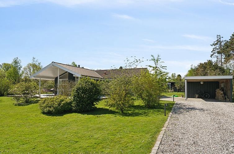 Vakantiehuis "Harald" - 300m from the sea