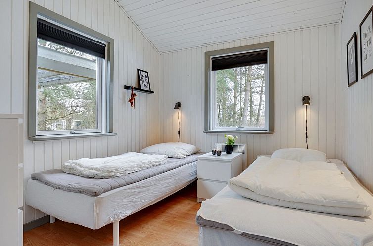 Vakantiehuis "Aiden" - 300m from the sea