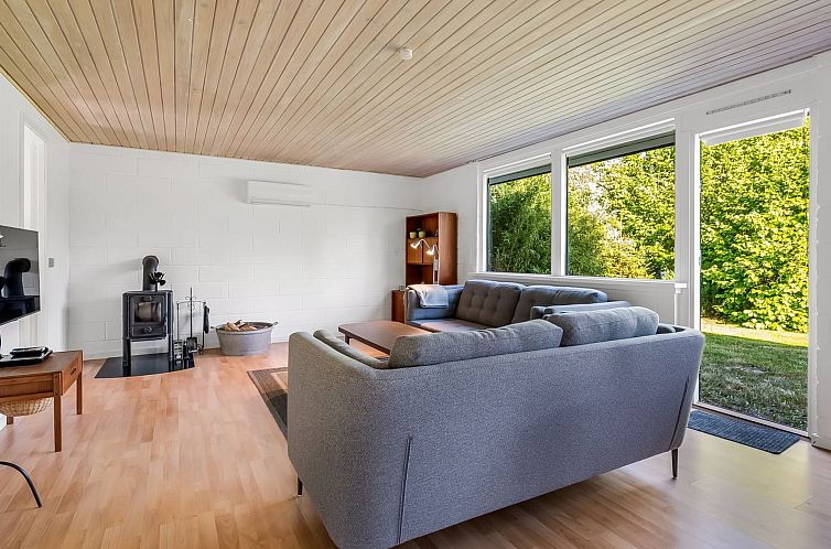 Vakantiehuis "Aamunde" - 600m from the sea