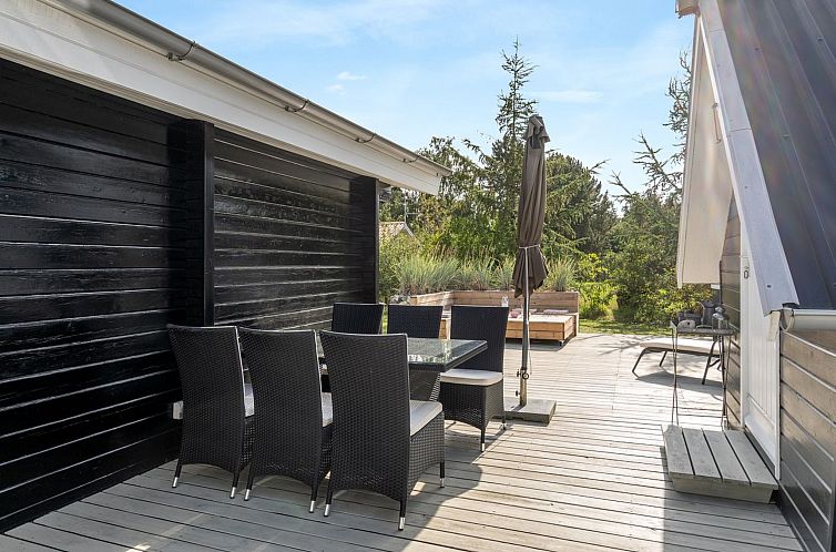 Vakantiehuis "Botwith" - 400m from the sea