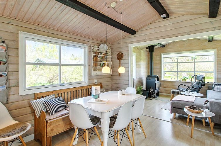 Vakantiehuis "Botwith" - 400m from the sea