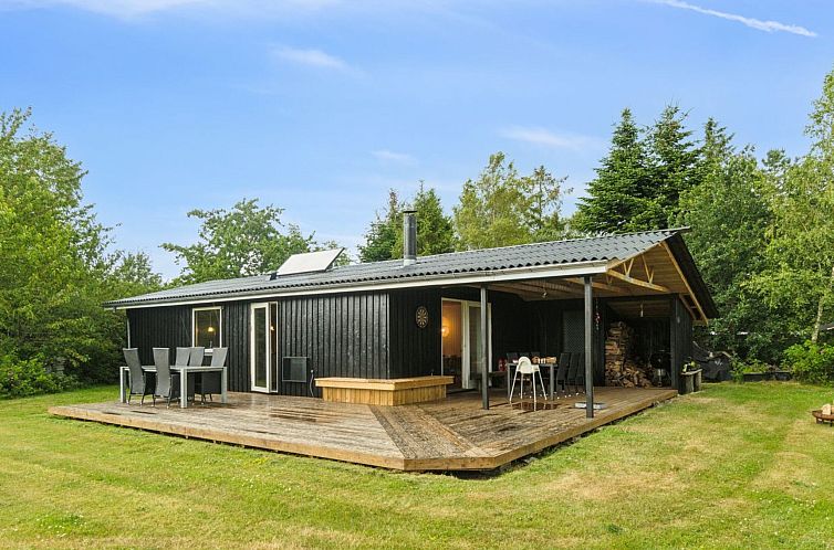 Vakantiehuis "Bruno" - 400m from the sea