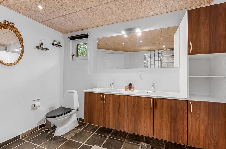 Vakantiehuis "Yvonna" - 350m to the fjord