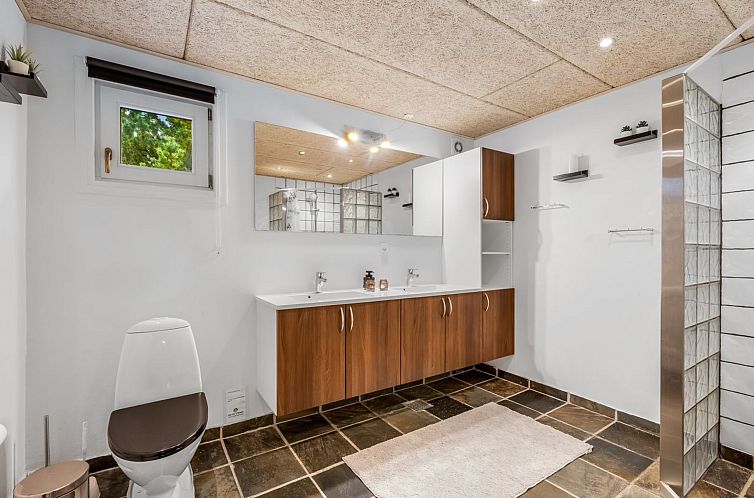 Vakantiehuis "Yvonna" - 350m to the fjord