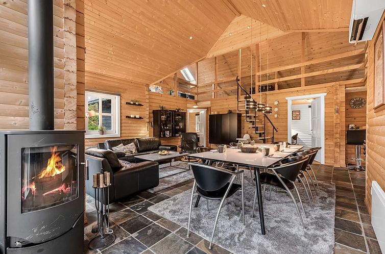 Vakantiehuis "Yvonna" - 350m to the fjord