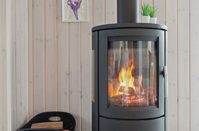 Vakantiehuis "Gyrid" - 150m from the sea