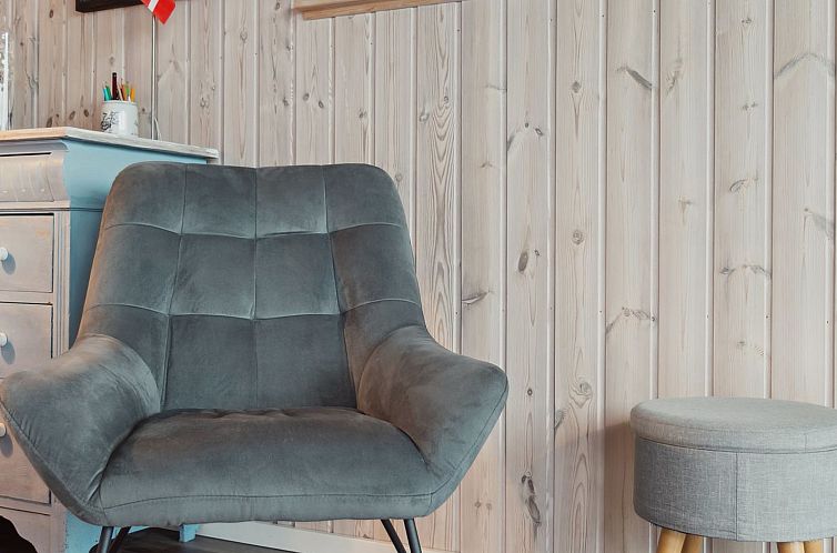 Vakantiehuis "Gyrid" - 150m from the sea