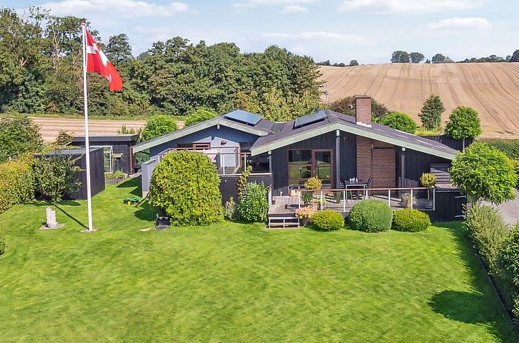 Vakantiehuis "Kerstin" - 400m from the sea