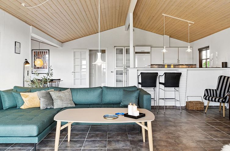 Vakantiehuis "Kerstin" - 400m from the sea