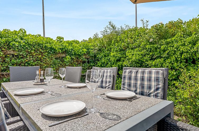 Vakantiehuis "Eilke" - 50m from the sea