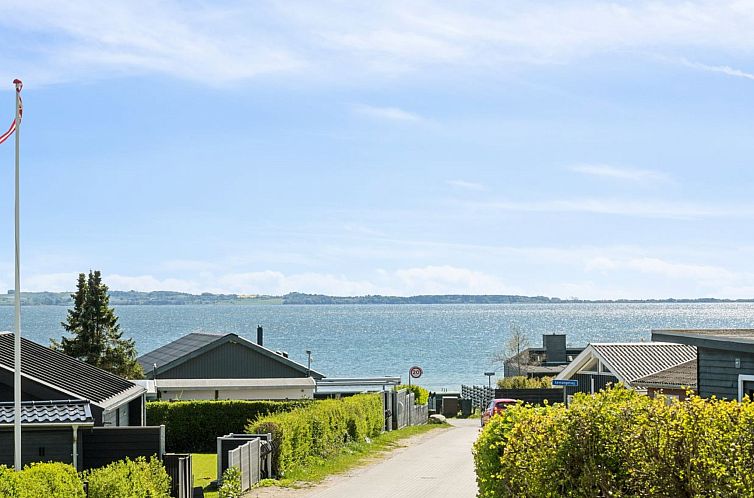 Vakantiehuis "Fabine" - 75m from the sea