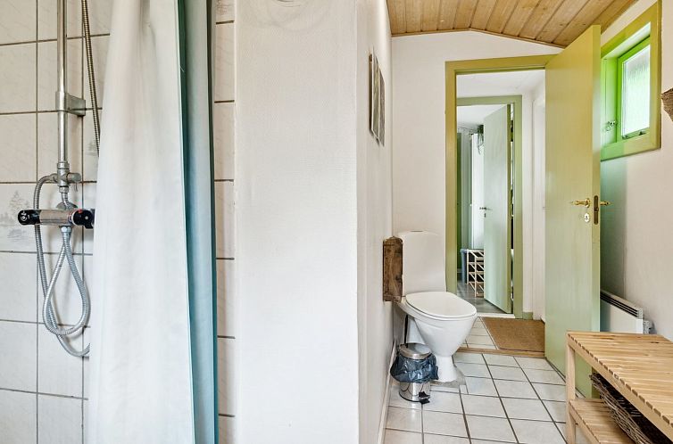 Vakantiehuis "Lovisa" - 7km from the sea