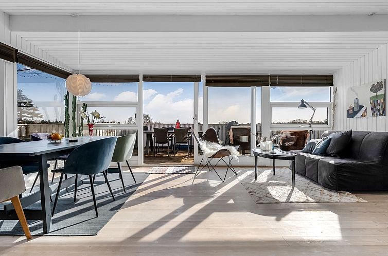 Vakantiehuis "Sylvia" - 450m from the sea