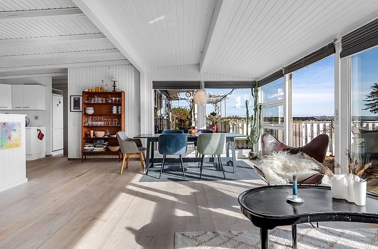 Vakantiehuis "Sylvia" - 450m from the sea