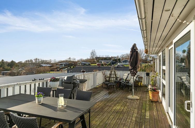 Vakantiehuis "Sylvia" - 450m from the sea