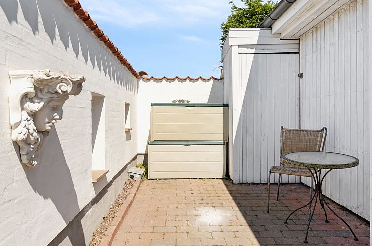 Vakantiehuis "Michel" - 25m from the sea