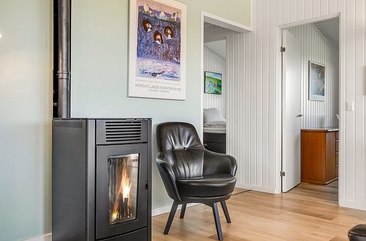 Vakantiehuis "Carlie" - 400m from the sea