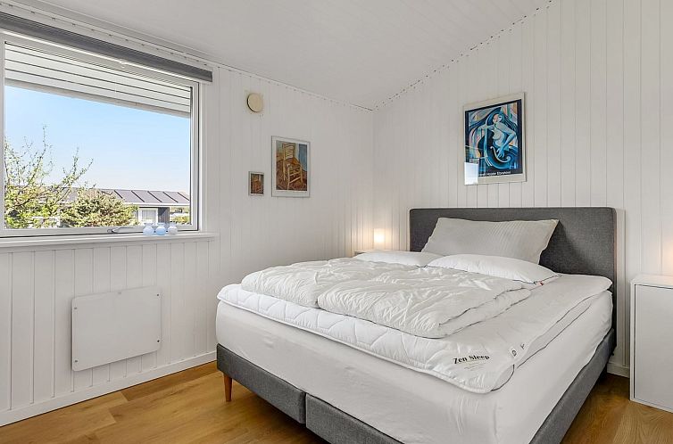 Vakantiehuis "Carlie" - 400m from the sea