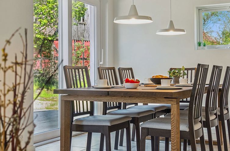 Vakantiehuis "Hidde" - 200m from the sea