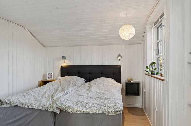 Vakantiehuis "Reinhold" - 200m from the sea