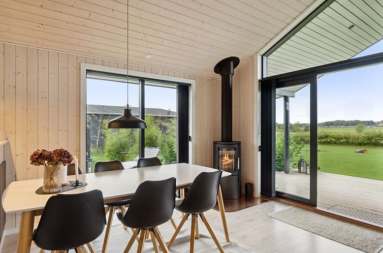 Vakantiehuis "Brothir" - 500m from the sea