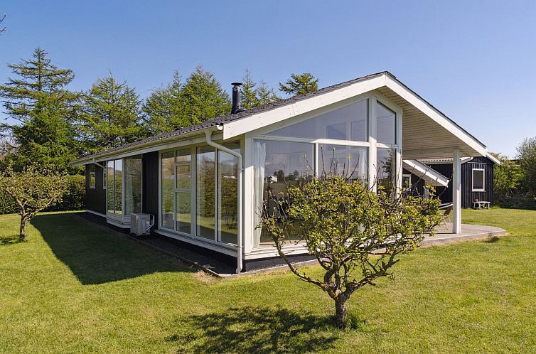 Vakantiehuis "Evamaria" - 350m from the sea