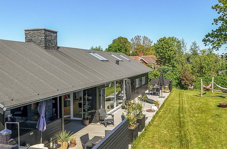 Vakantiehuis "Kato" -  from the sea