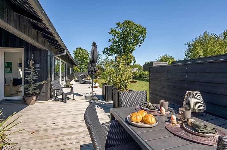 Vakantiehuis "Kato" -  from the sea