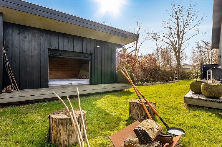 Vakantiehuis "Kato" -  from the sea